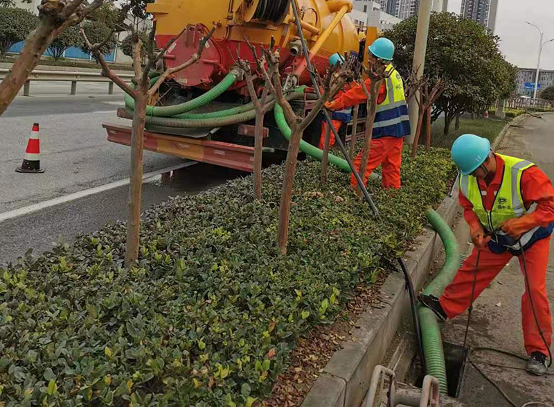 瑞溪镇市政管道清淤