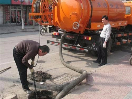 瑞溪镇清掏化粪池，健康生活从这里开始